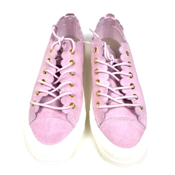 CONVERSE PINK SCALLOPED LACE UP SNEAKERS SIZE 7 - Picture 1 of 4